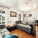 Islay Cottage - Lyttelton Holiday Home